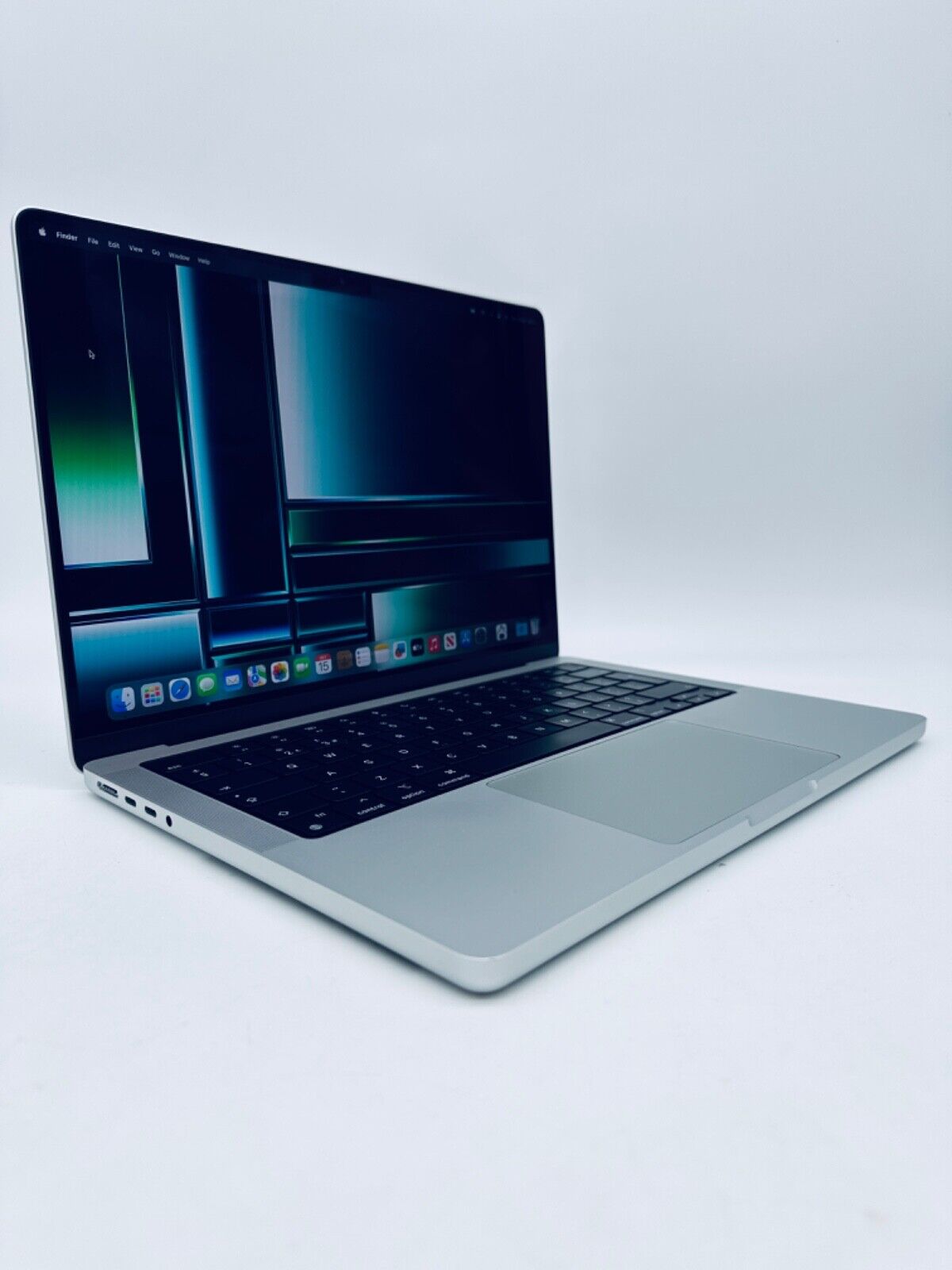 Apple MacBook Pro 14" 2023 M2 Pro 10-Core CPU 16-Core GPU 16GB 512GB In Silver