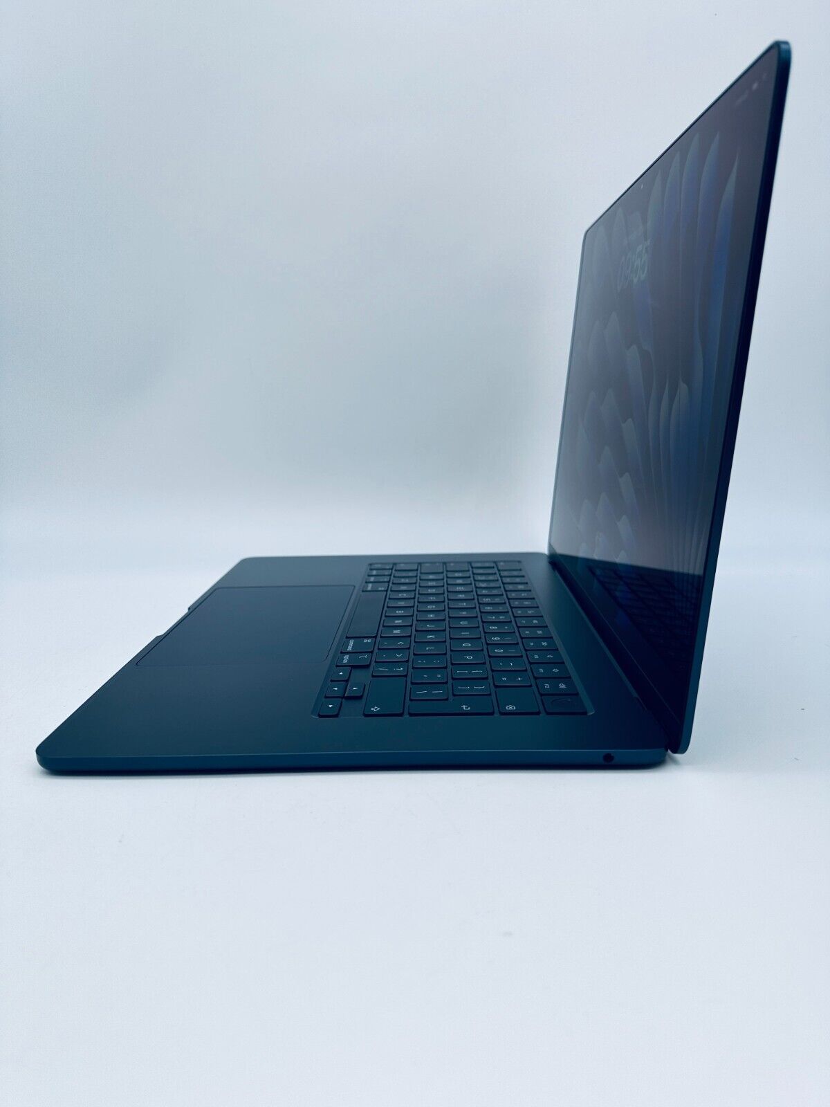 Apple MacBook Air 15.3" M2 8-Core CPU 10-Core GPU 8GB RAM 256GB Midnight Blue A+