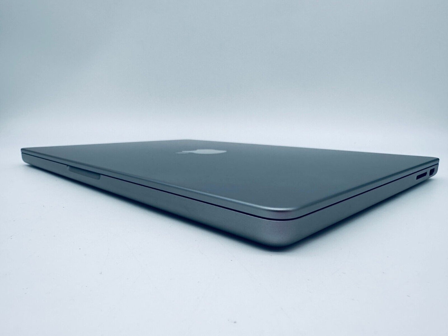 Apple MacBook Pro 14" 2023 M3 8-Core CPU 10-Core GPU 8GB 512GB SSD In Space Grey