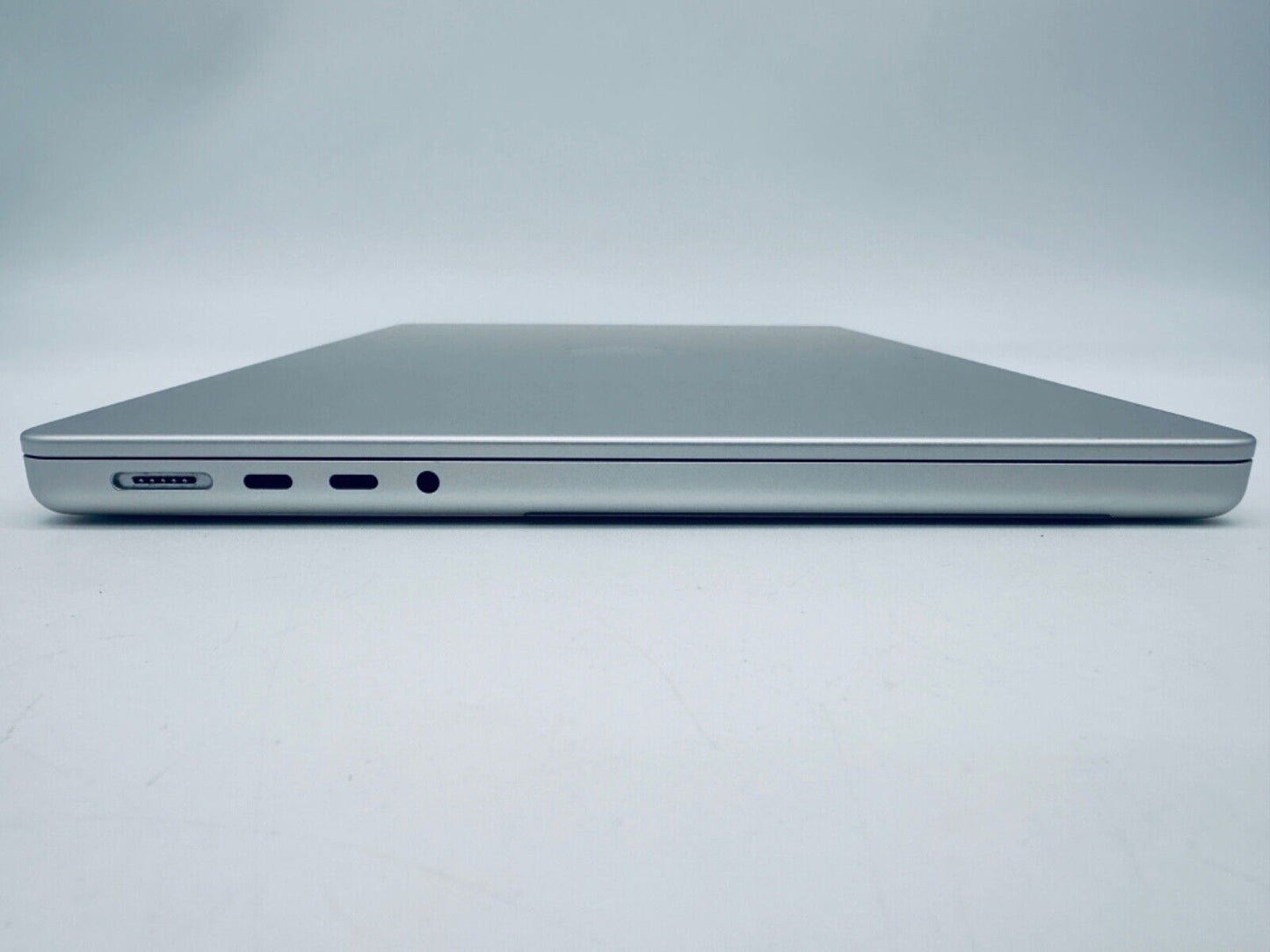 Apple MacBook Pro 14" 2023 M2 Pro 10-Core CPU 16-Core GPU 16GB 512GB In Silver