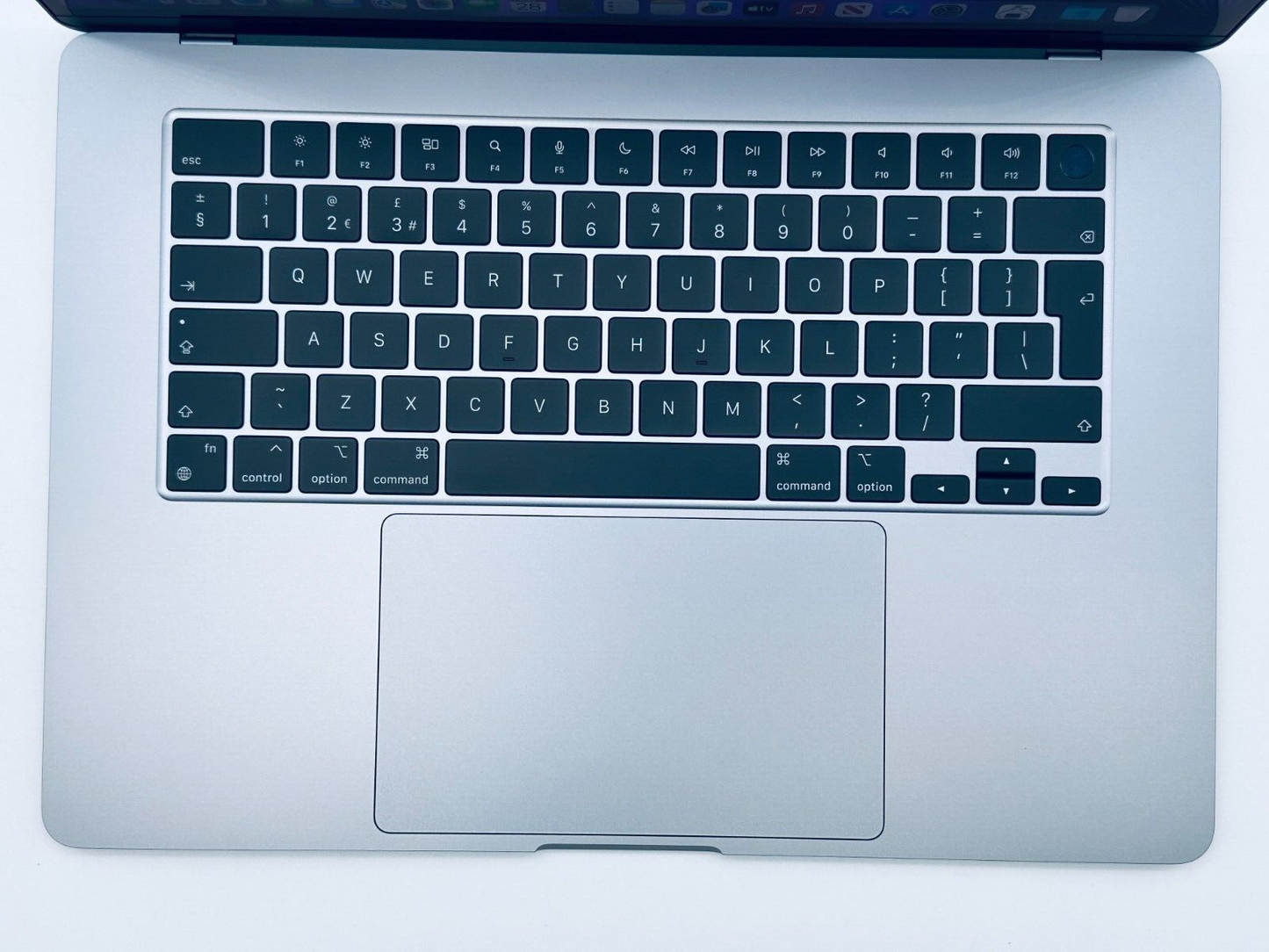 Apple MacBook Air 15.3" M2 8-Core CPU 10-Core GPU 8GB Ram 256GB SSD, Space Grey