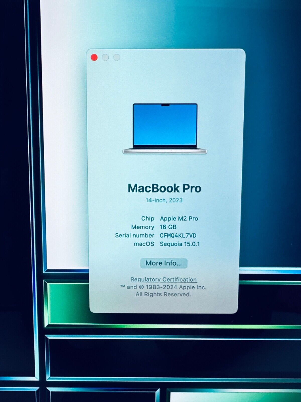 Apple MacBook Pro 14" 2023 M2 Pro 10-Core CPU 16-Core GPU 16GB 512GB In Silver