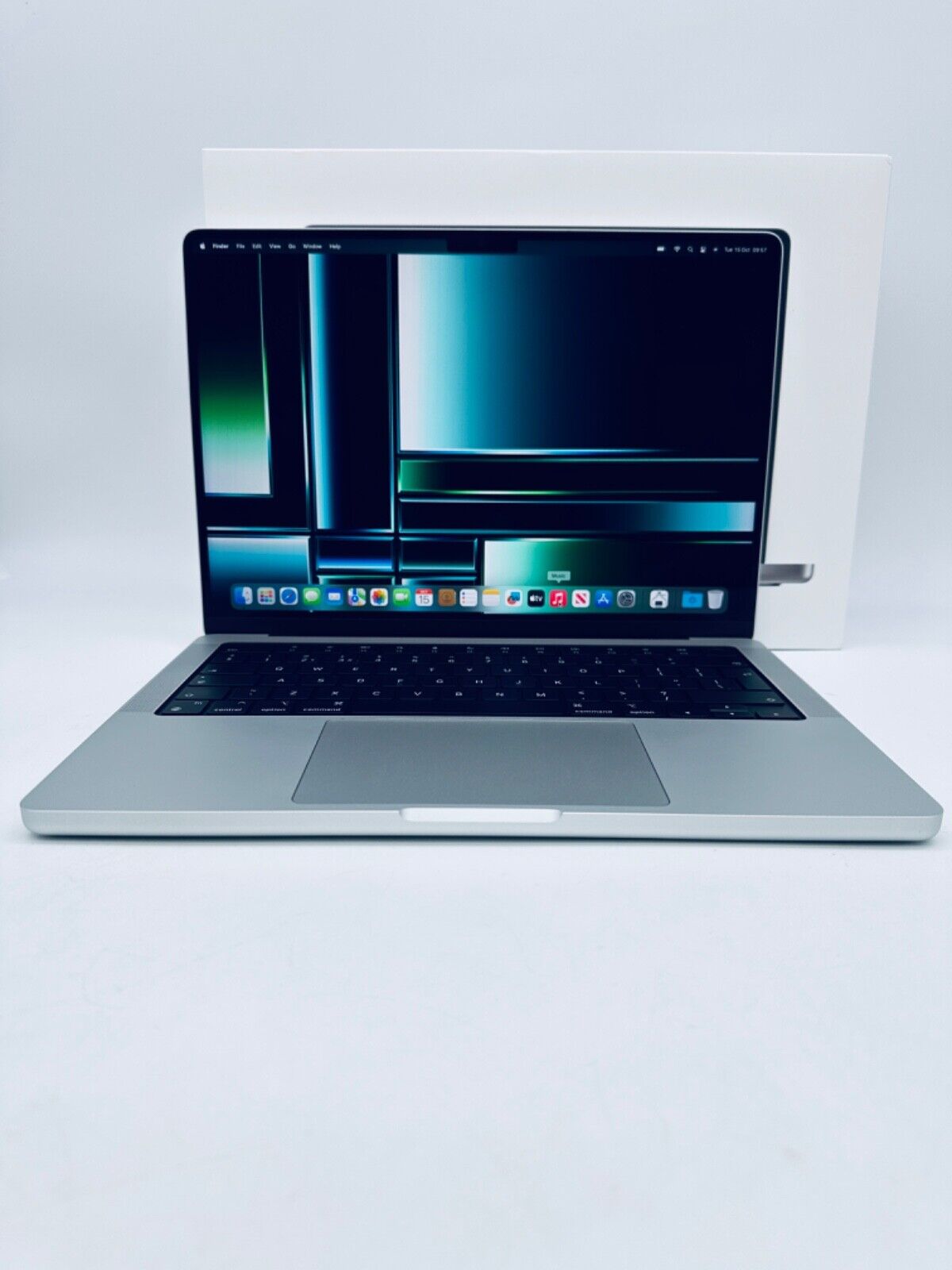 Apple MacBook Pro 14" 2023 M2 Pro 10-Core CPU 16-Core GPU 16GB 512GB In Silver