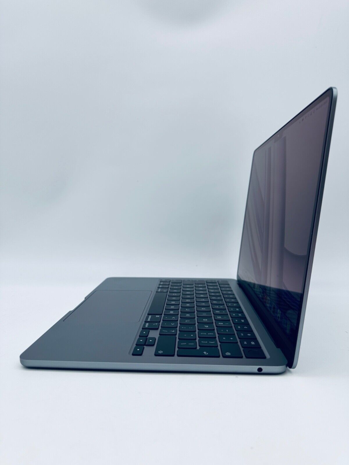 Apple M2 MacBook Air 13-Inch 8-Core CPU 8-Core GPU 8GB, 256GB SSD In Space Grey