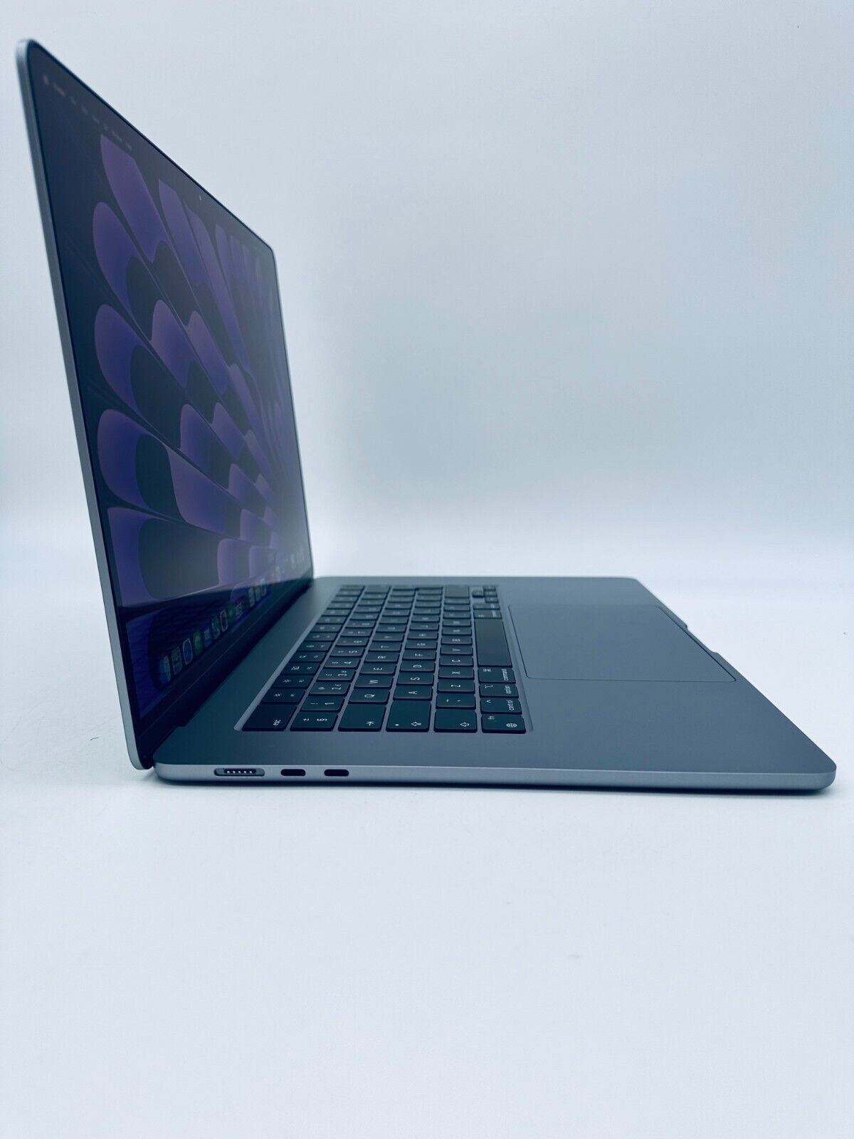 Apple MacBook Air 15.3" M2 8-Core CPU 10-Core GPU 8GB Ram 256GB SSD, Space Grey