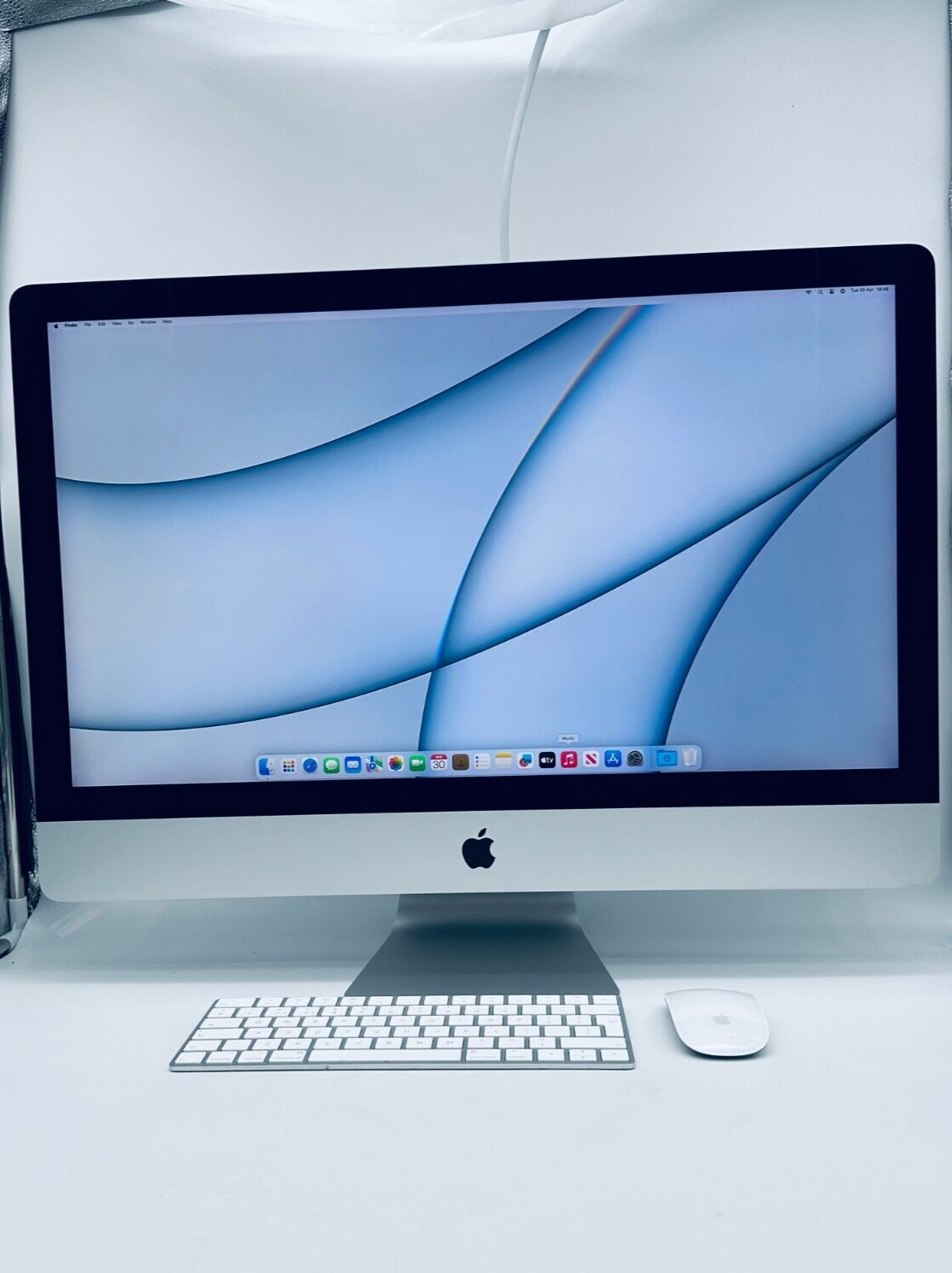 Apple iMac 27" 5K Retina 2019 3.7GHz 6‑core Intel Core i5 8GB, 1TB SSD, 580X 8GB