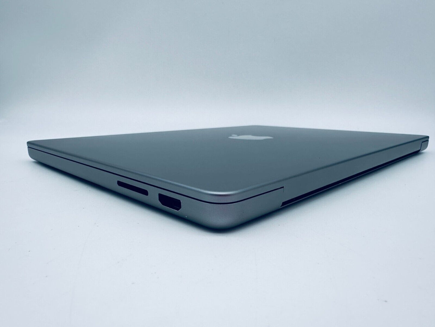Apple MacBook Pro 14" 2023 M3 8-Core CPU 10-Core GPU 8GB 512GB SSD In Space Grey