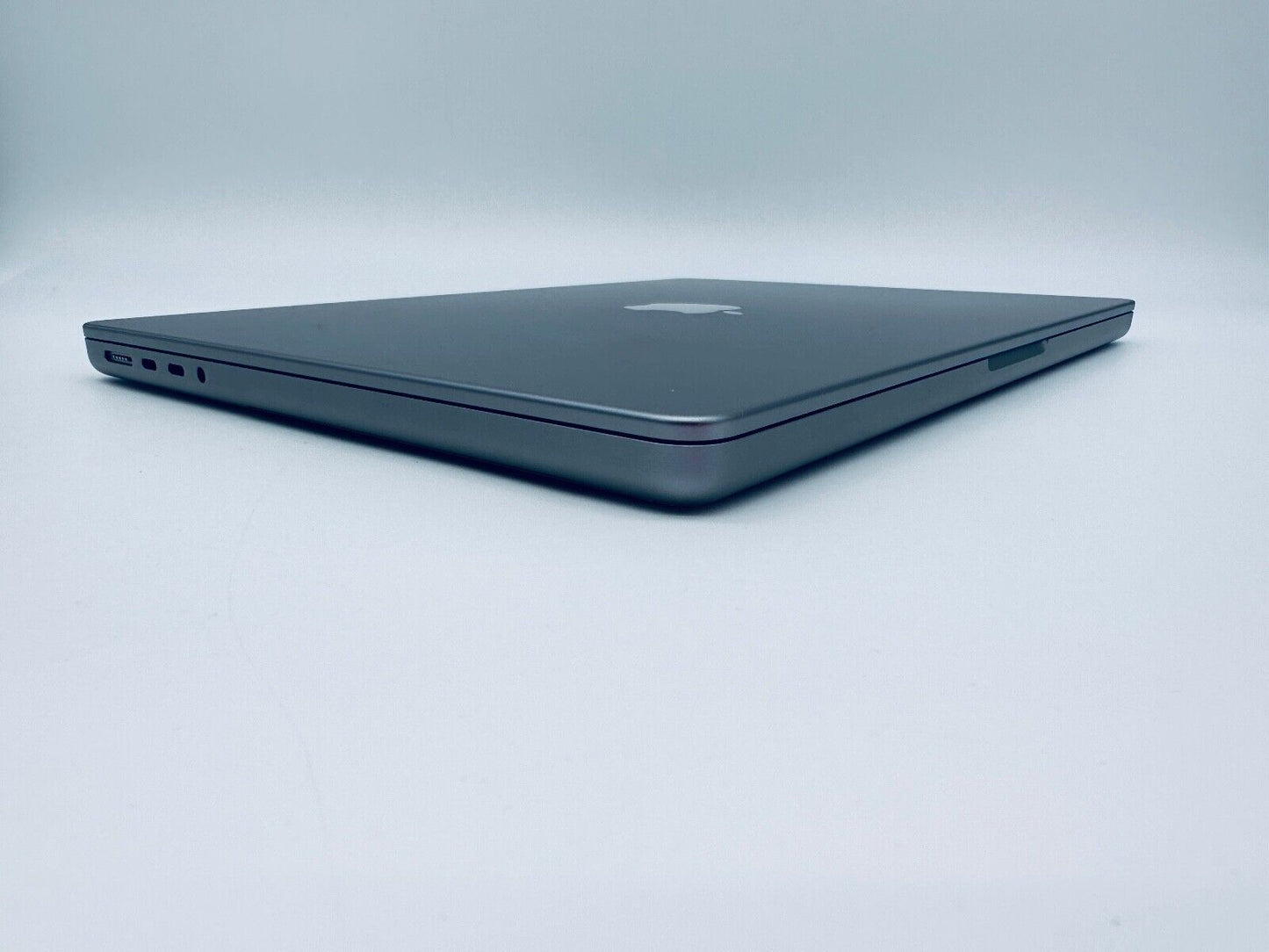 Apple MacBook Pro 14" 2023 M3 8-Core CPU 10-Core GPU 8GB 512GB SSD