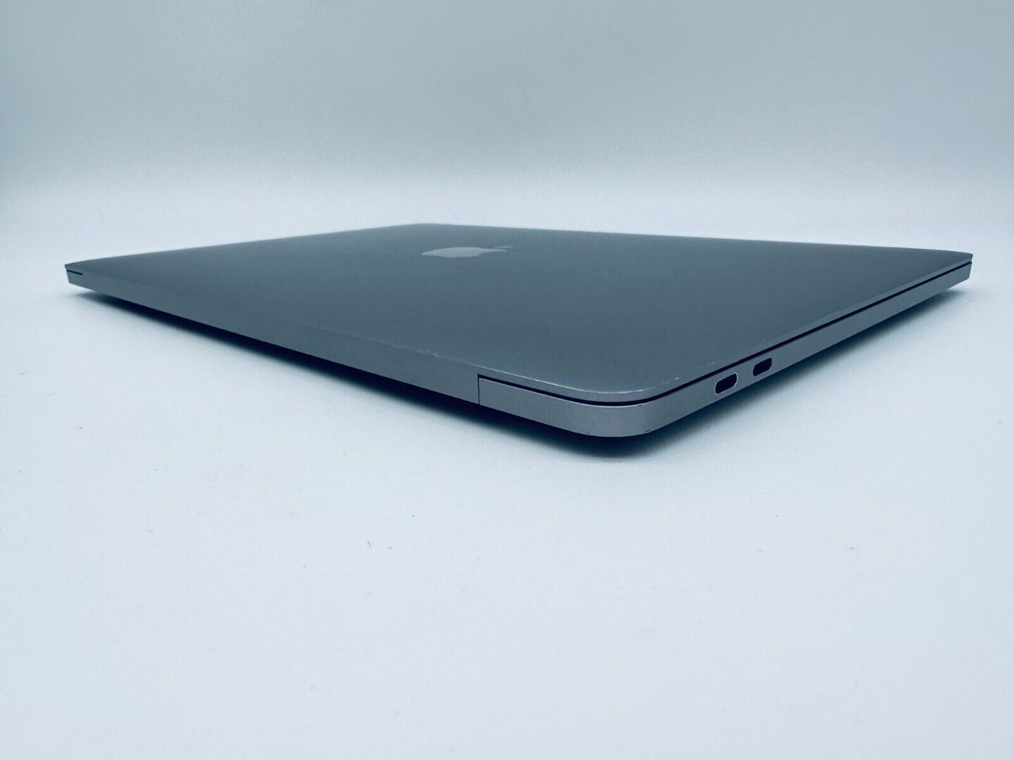 Apple MacBook Pro 13 M2 Touch Bar 8-Core CPU 10-GPU 16GB Ram 1TB SSD