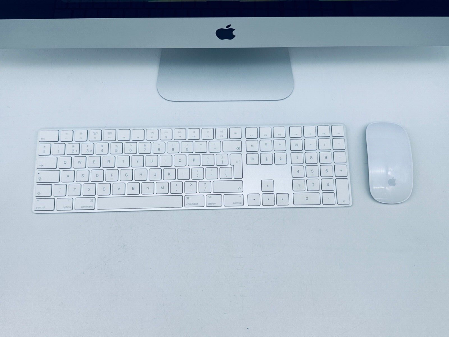 Apple iMac 27" 5K Retina Screen 2020 Intel i5 3.3Ghz 6-Core 32GB Ram, 1TB SSD