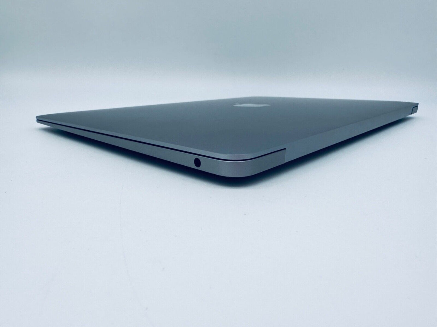 Apple MacBook Air 13" Retina M1 8-Core CPU 7-Core GPU 16GB Ram 256GB SSD