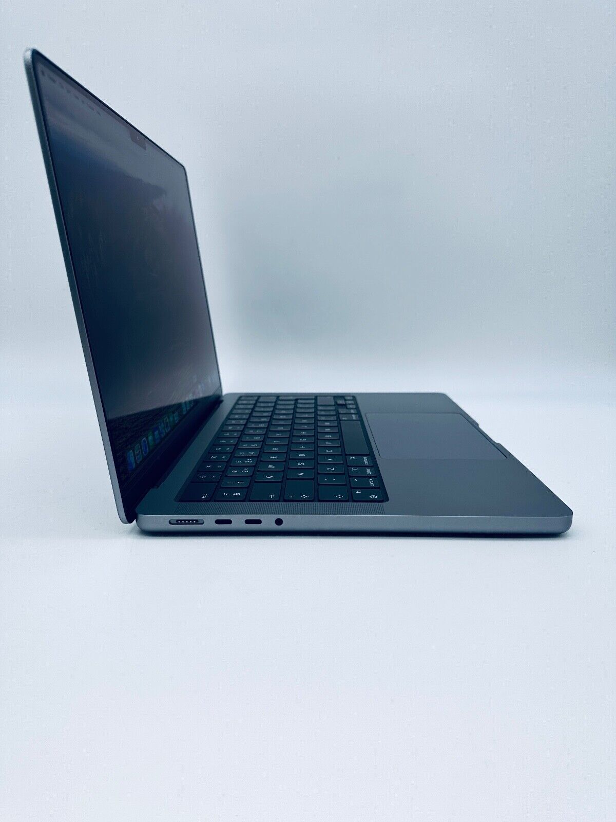Apple MacBook Pro 14" 2023 M3 8-Core CPU 10-Core GPU 8GB 512GB SSD