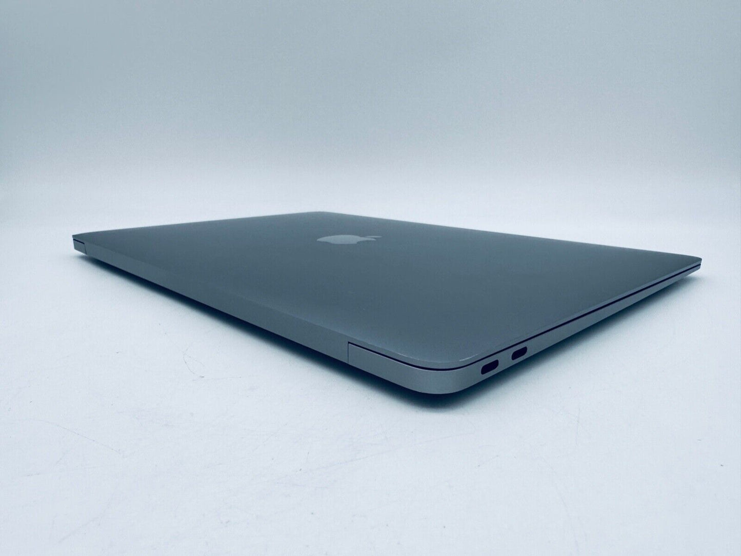 Apple MacBook Air 13" Retina M1 8-Core CPU 8-GPU 8GB Ram 512GB SSD