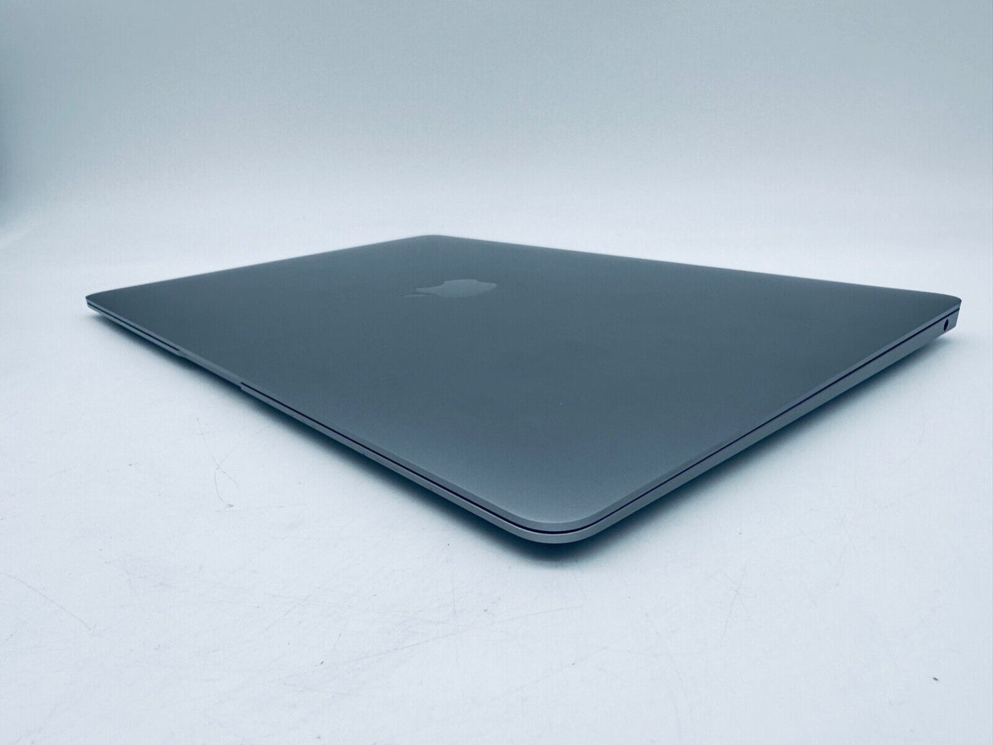 Apple MacBook Air 13" Retina M1 8-Core CPU 8-GPU 16GB Ram 1TB SSD