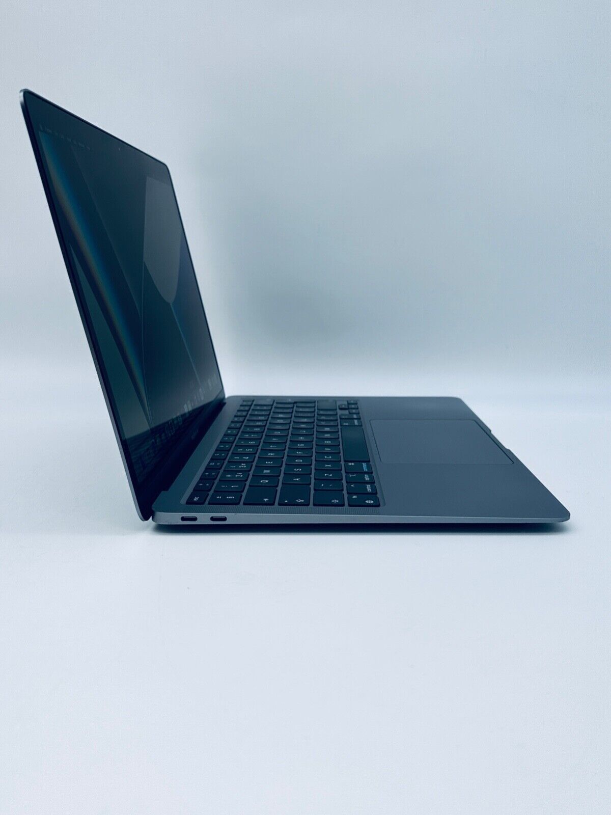 Apple MacBook Air 13" Retina M1 8-Core CPU 7-Core GPU 16GB Ram 512GB SSD