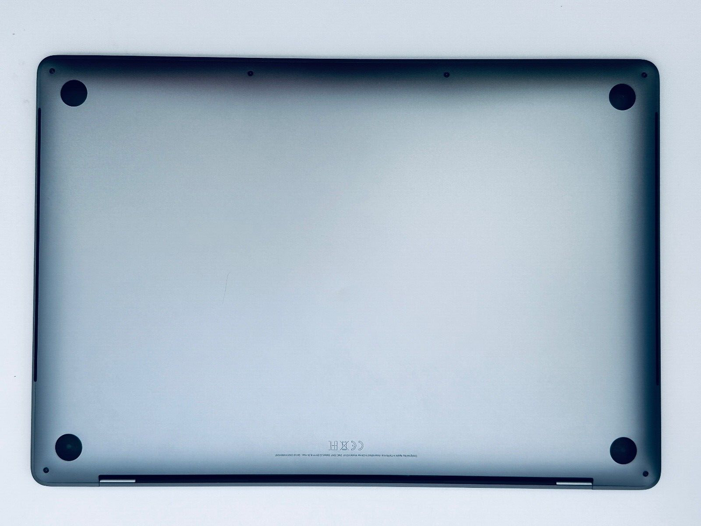 Apple MacBook Pro 16" 2019 Touch Bar ID i9 8-Core 2.4Ghz 64GB 2TB AMD 5500M 8GB