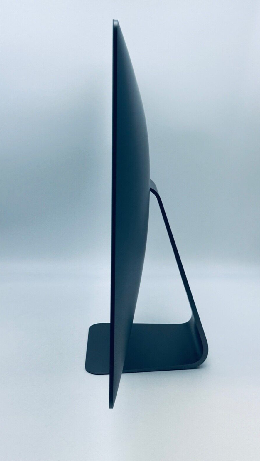 Apple iMac Pro 27" 5K Retina 2017 Intel Xeon 10-Core 3.0Ghz 128GB RAM, 1TB SSD