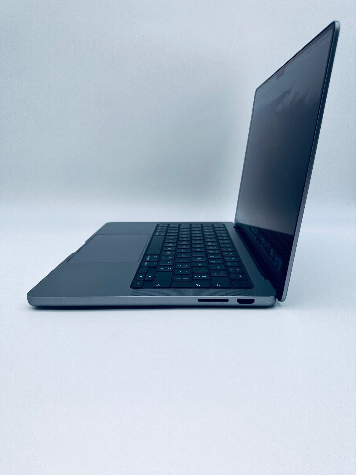 Apple MacBook Pro 14" 2023 M3 8-Core CPU 10-Core GPU 8GB 512GB SSD