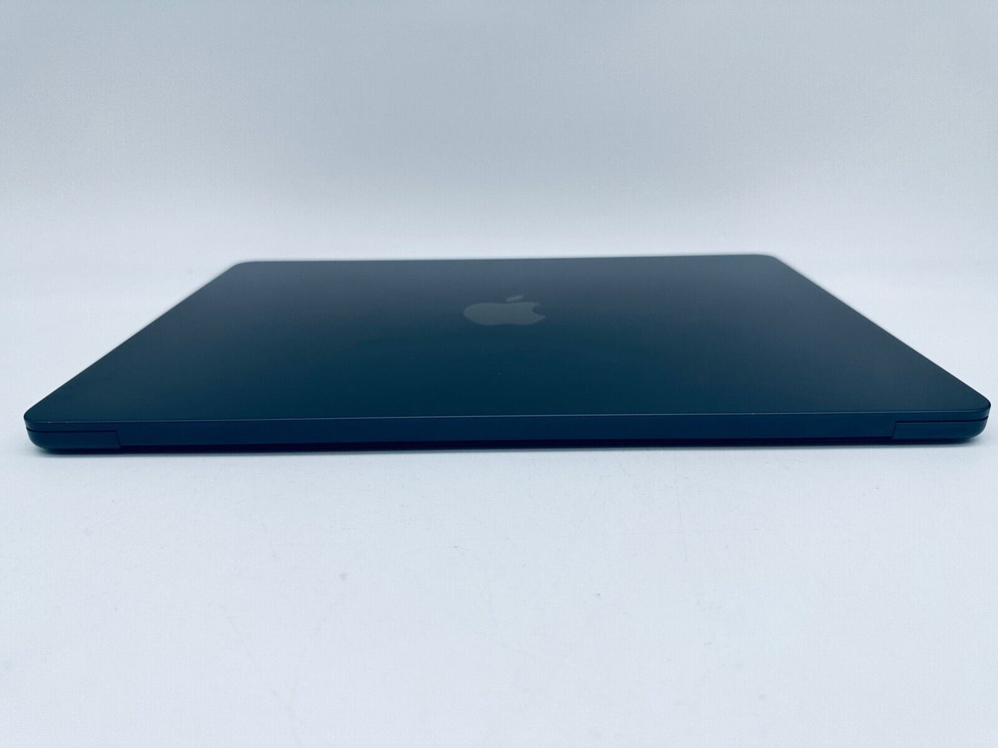 Apple M2 MacBook Air 13.6" 8-Core 10-GPU 8GB Ram 512GB SSD In Midnight Blue