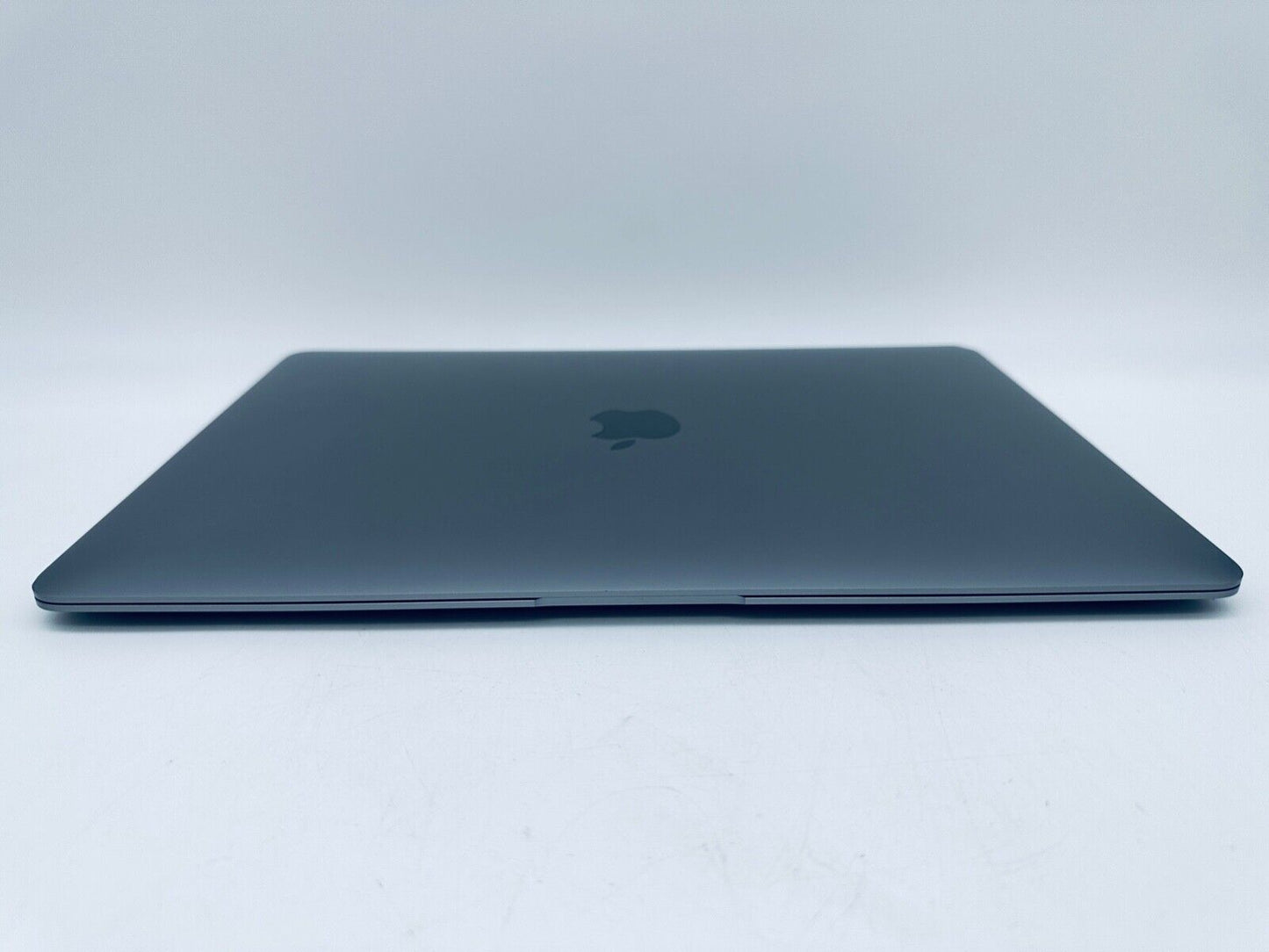 Apple MacBook Air 13" Retina M1 8-Core CPU 8-GPU 8GB Ram 512GB SSD