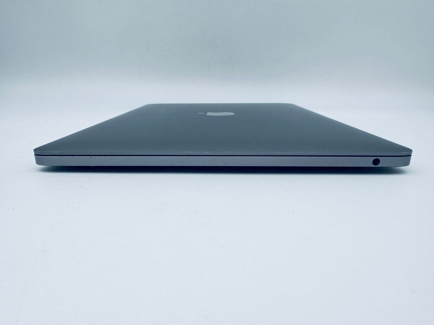 Apple MacBook Pro 13" Inch 2017 Core i7 2.5ghz, 16GB RAM, 1TB SSD