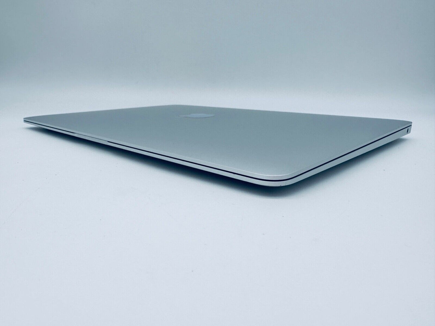 Apple MacBook Air 13" Retina M1 8-Core CPU 7-Core GPU 16GB Ram 256GB SSDz