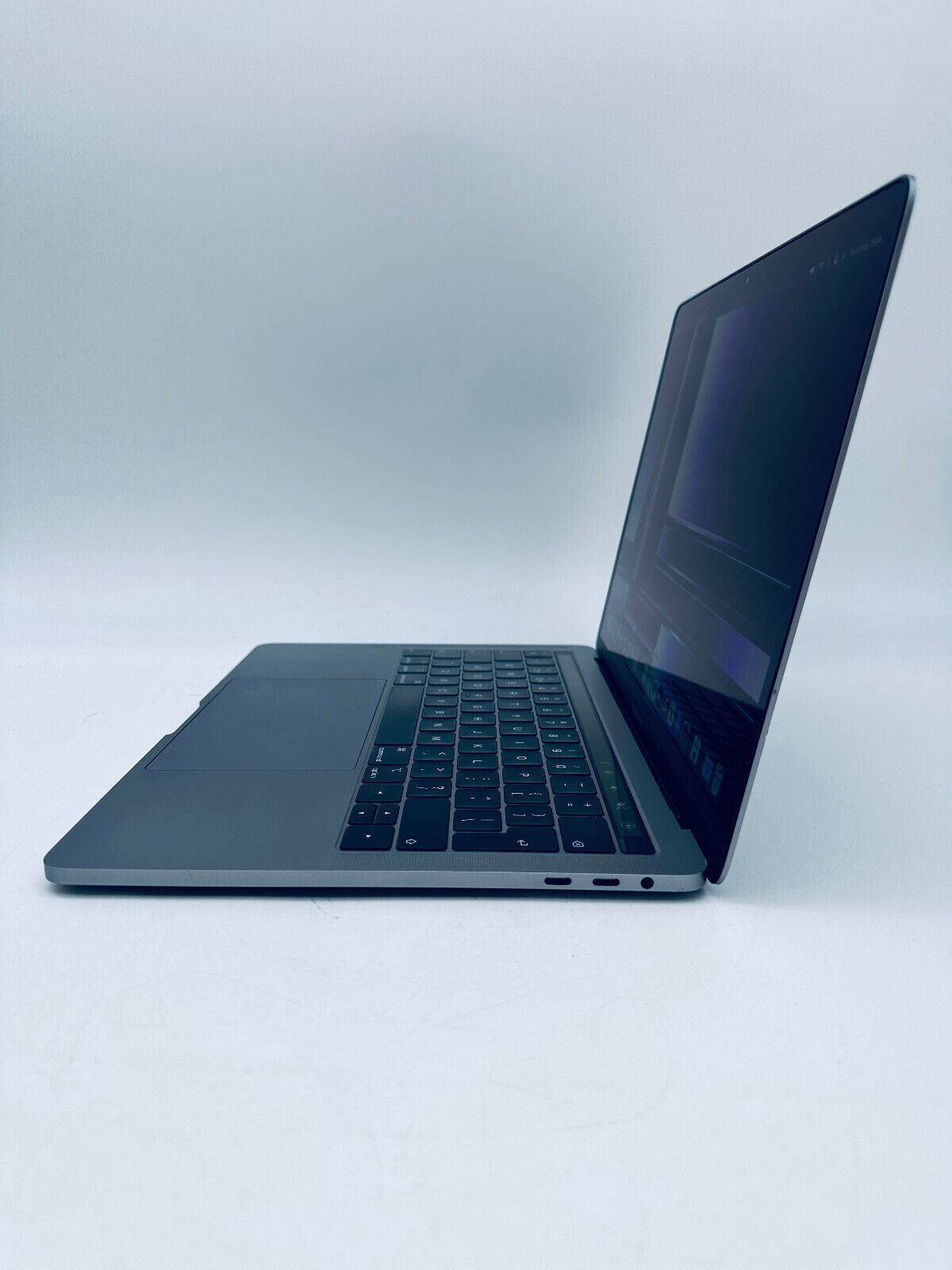 Apple MacBook Pro 13" 2018 Touch Bar Intel Core i5 2.3Ghz 8GB 256GB SSD, Grey