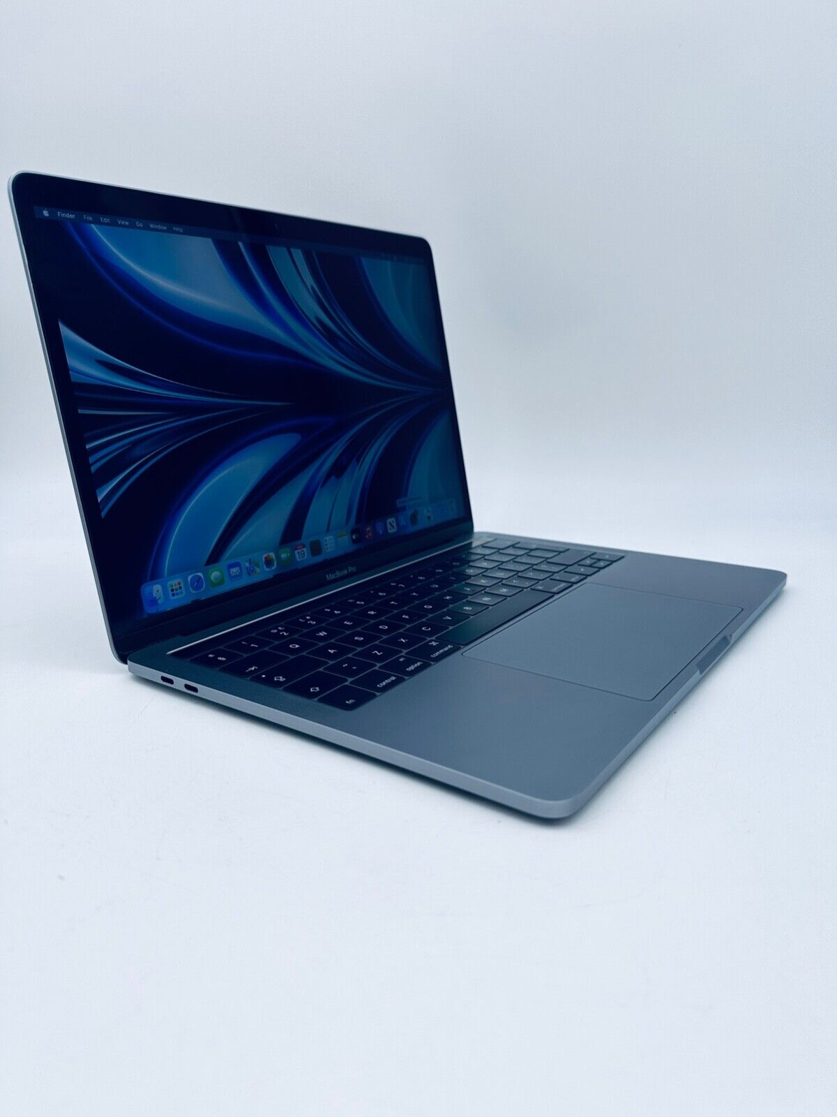 Apple MacBook Pro 13" 2017 Touch Bar Intel Core i5 3.1Ghz 16GB 512GB SSD