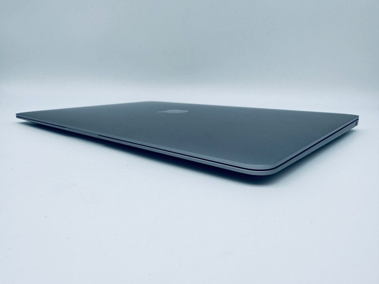 Apple MacBook Air 13" Retina M1 8-Core CPU 7-Core GPU 16GB Ram 256GB SSD