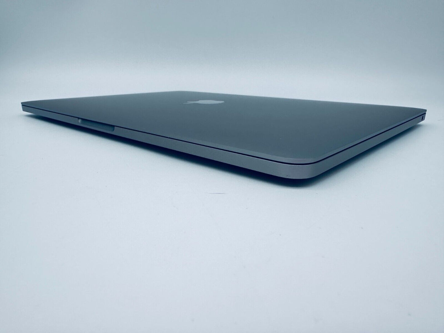 Apple MacBook Pro 13" Inch 2019 Core i7 1.7ghz, 16GB RAM, 256GB SSD