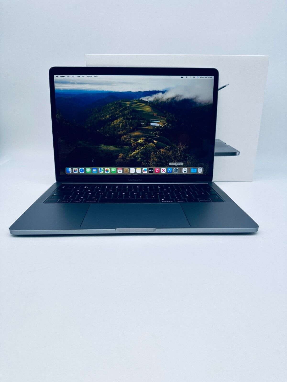 Apple MacBook Pro 13" Inch 2019 Core i7 1.7ghz, 16GB RAM, 256GB SSD