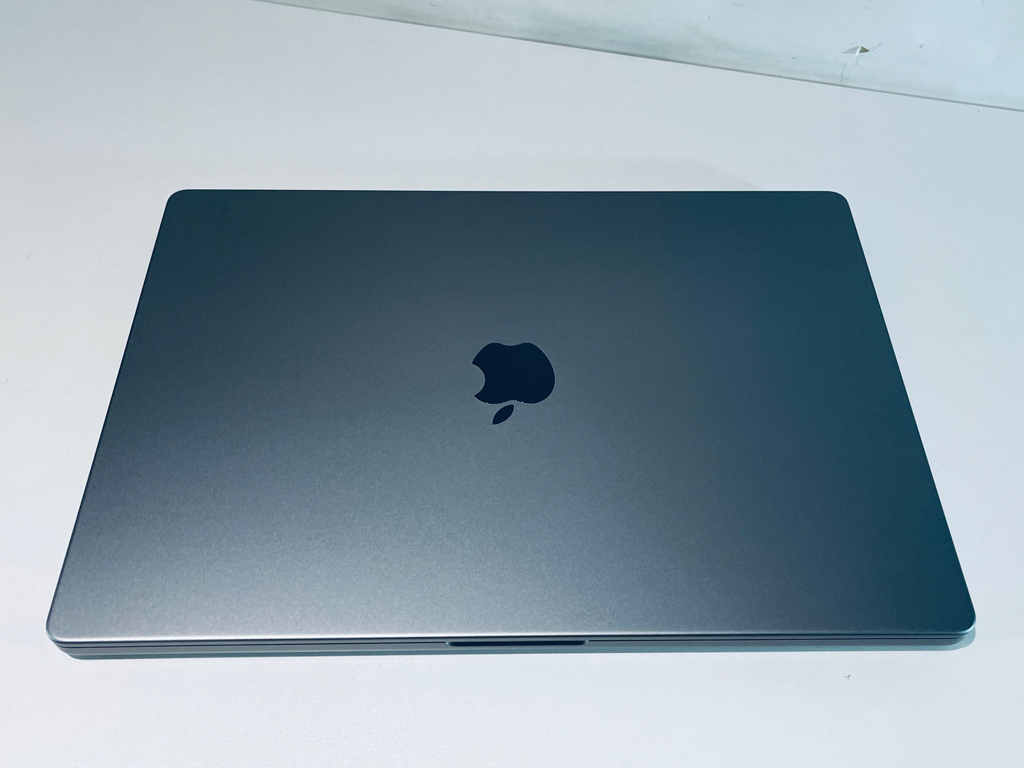 Apple MacBook Pro 16" 2021 M1 Pro 10-Core 16-Core GPU 16GB 512GB SSD