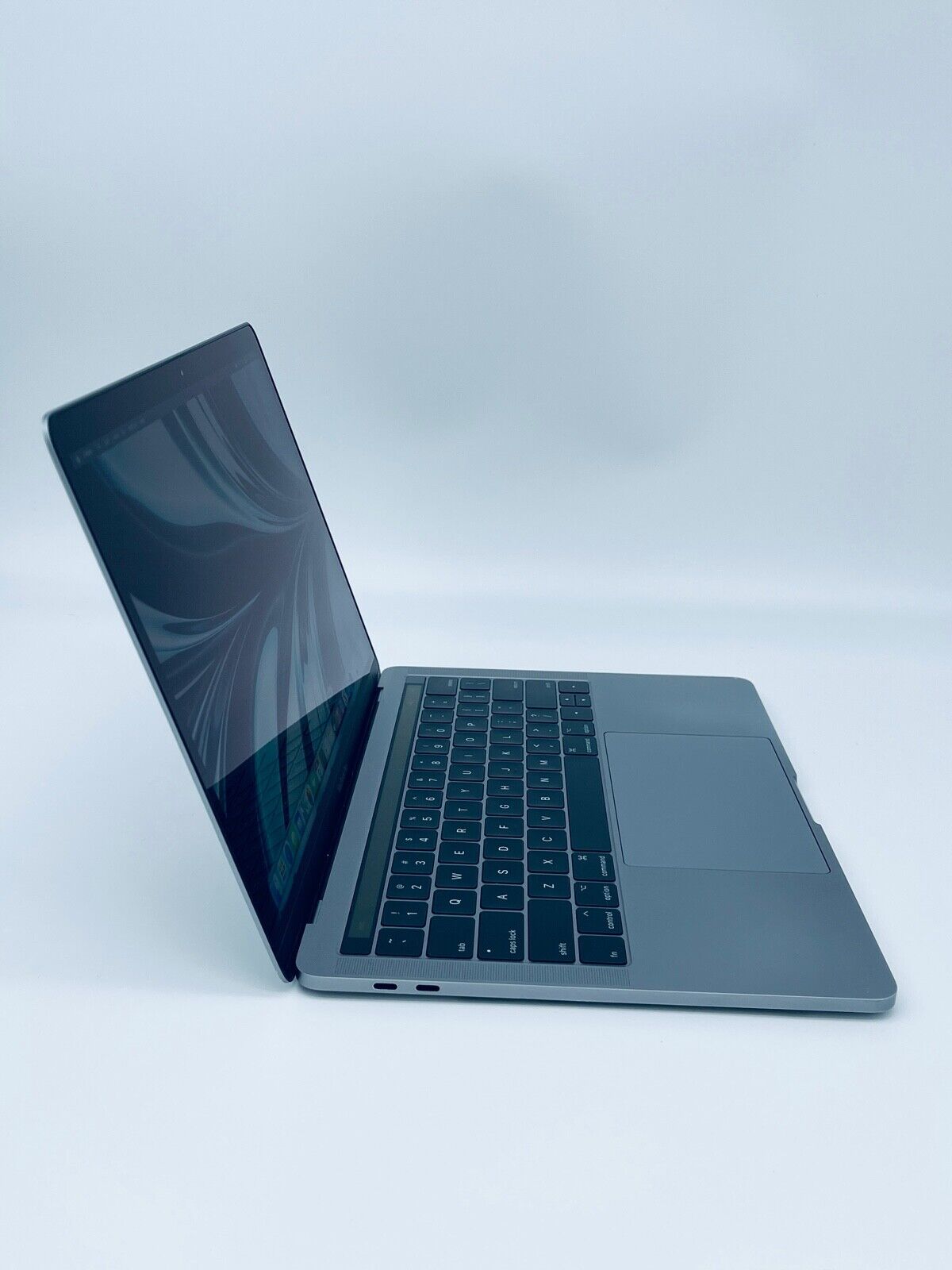 Apple MacBook Pro 13" 2017 Touch Bar ID Core i5 3.1Ghz 16GB 1TB SSD