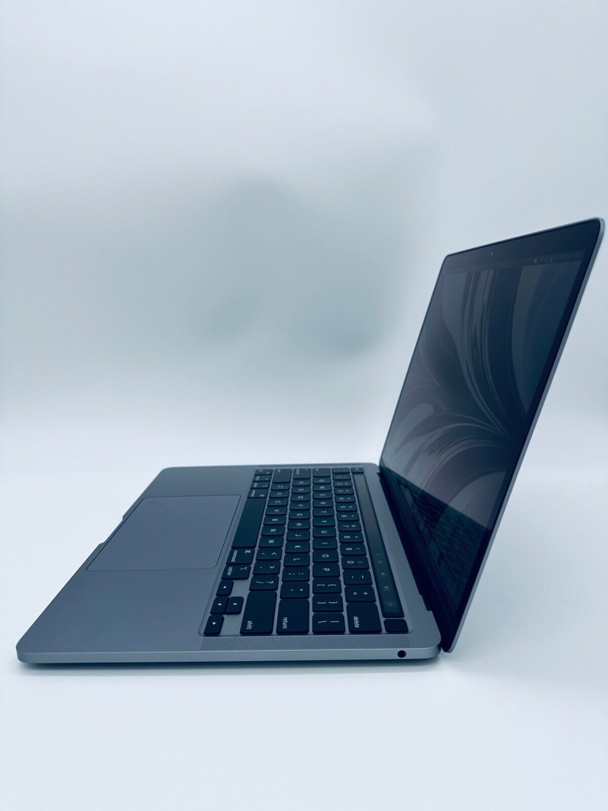 Apple MacBook Pro 13 Touch Bar ID M1 8-Core 8-GPU 8GB Ram 512GB SSD
