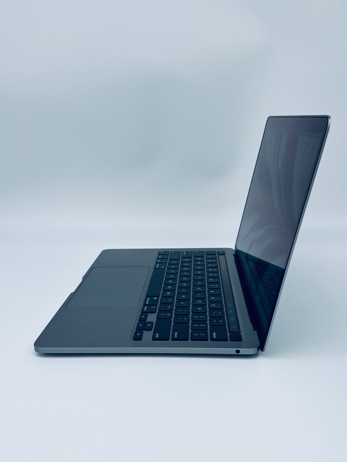 Apple MacBook Pro 13 Touch Bar ID M1 8-Core 8-GPU 8GB Ram 512GB SSD