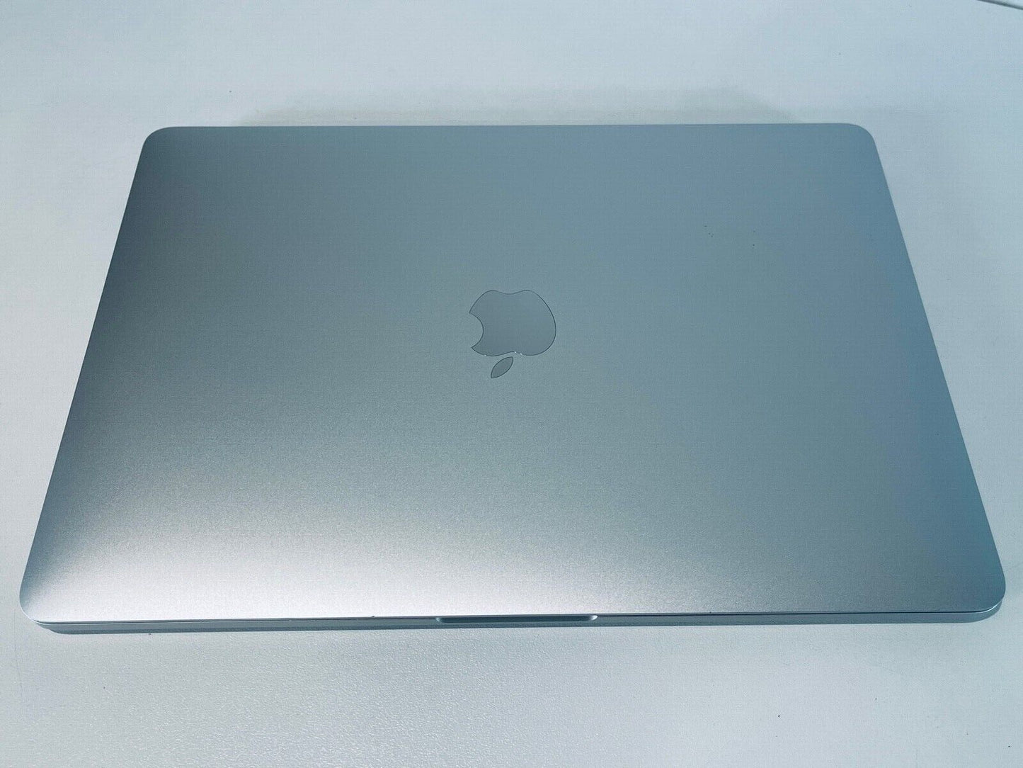 Apple MacBook Pro 13 Touch Bar ID M1 8-Core 8-GPU 16GB Ram 1TB SSD
