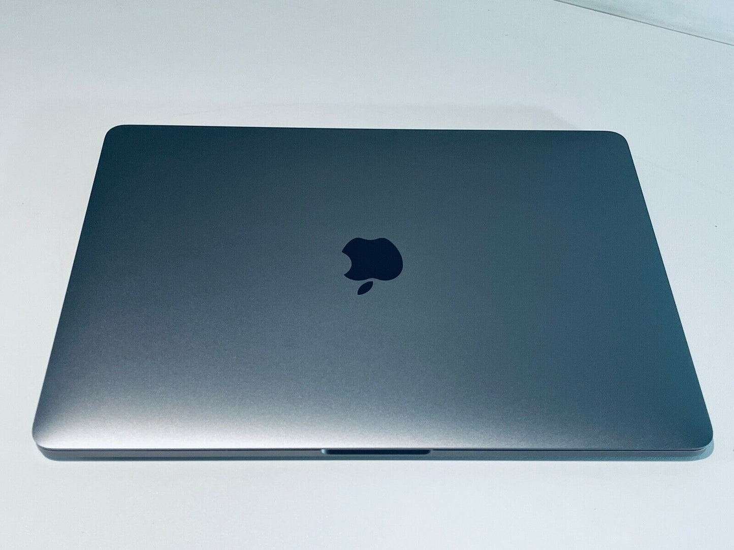 Apple MacBook Pro 13" 2017 Touch Bar ID Core i7 3.5Ghz 16GB 1TB SSD