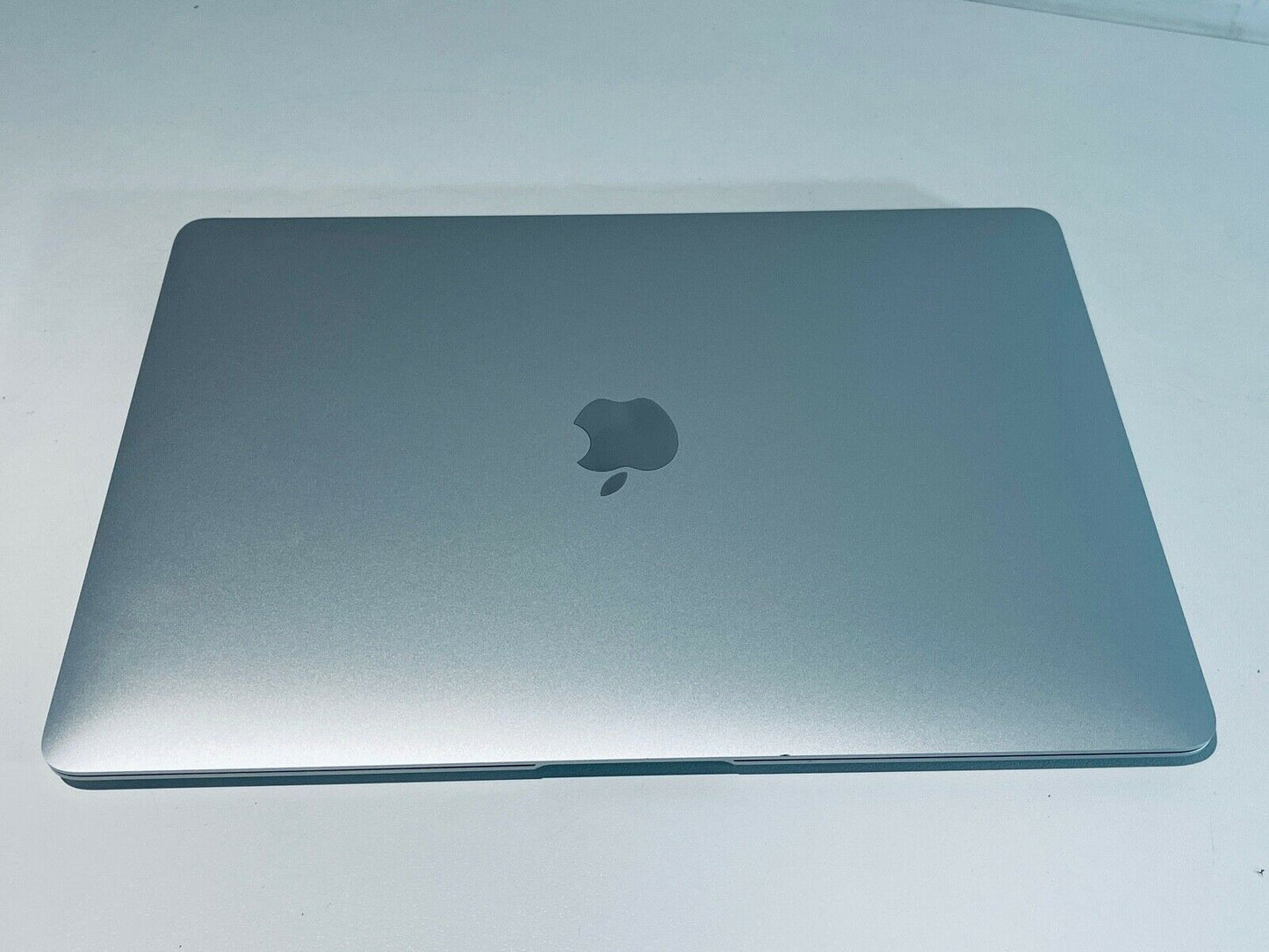 Apple MacBook Air 13" Retina Touch ID 2020 Intel Core i5 1.1Ghz 8GB 512GB SSD
