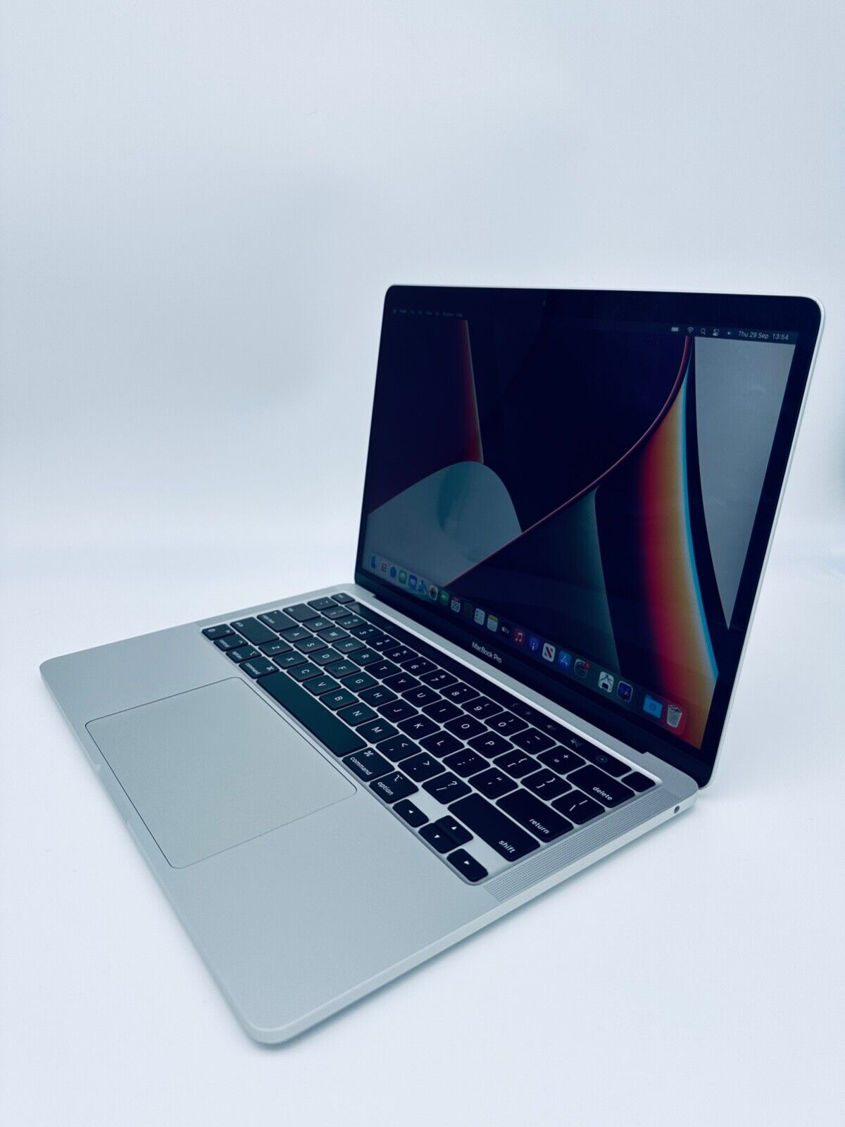 Apple MacBook Pro 13 Touch Bar ID M1 8-Core 8-GPU 16GB Ram 1TB SSD