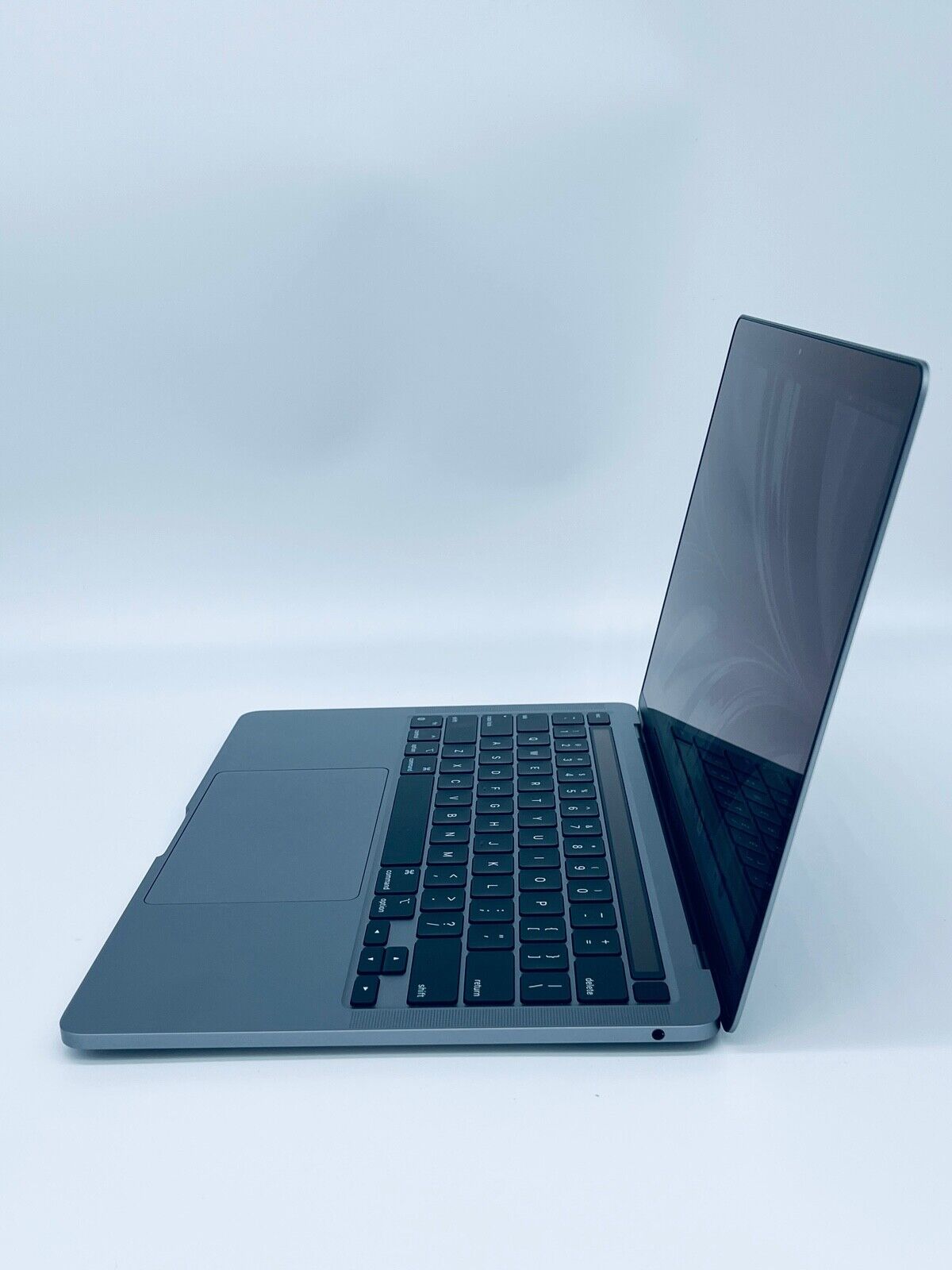 Apple MacBook Pro 13 Touch Bar ID M1 8-Core 8-GPU 8GB Ram 512GB SSD