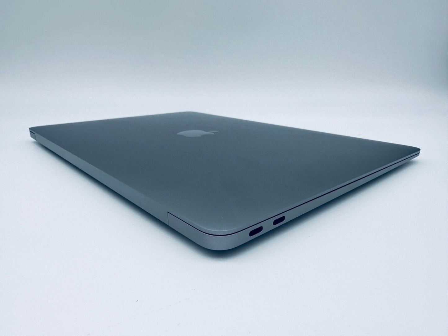 Apple MacBook Air 13" Retina M1 8-Core CPU 8-Core GPU 16GB Ram 1TB SSD