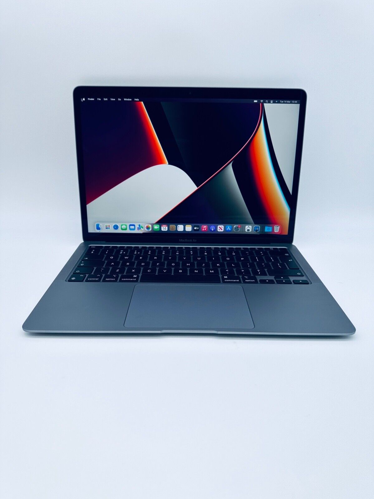 Apple MacBook Air 13" Retina M1 8-Core CPU 8-Core GPU 16GB Ram 1TB SSD