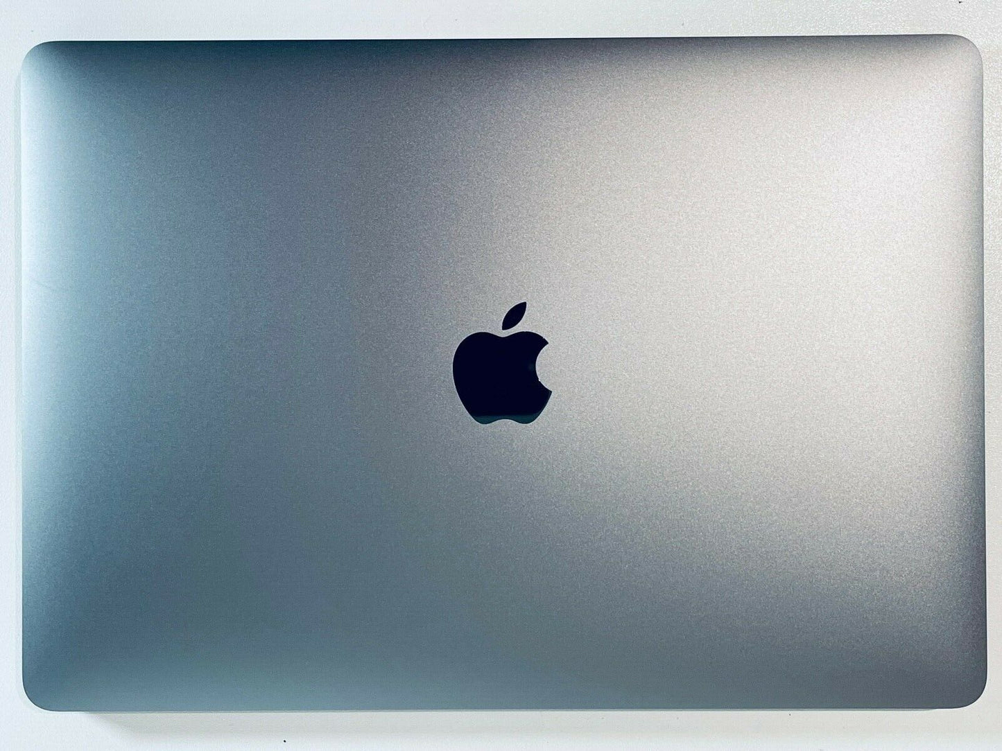 Apple MacBook Pro 13" 2019 Touch Bar Intel Quad Core i5 2.4Ghz 8GB 512GB SSD