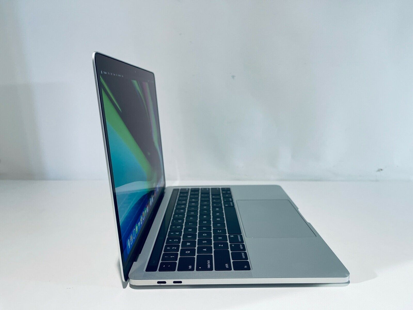 Apple MacBook Pro Retina 13" 2016 Touch Bar ID Core i5 2.9Ghz 8GB 512GB