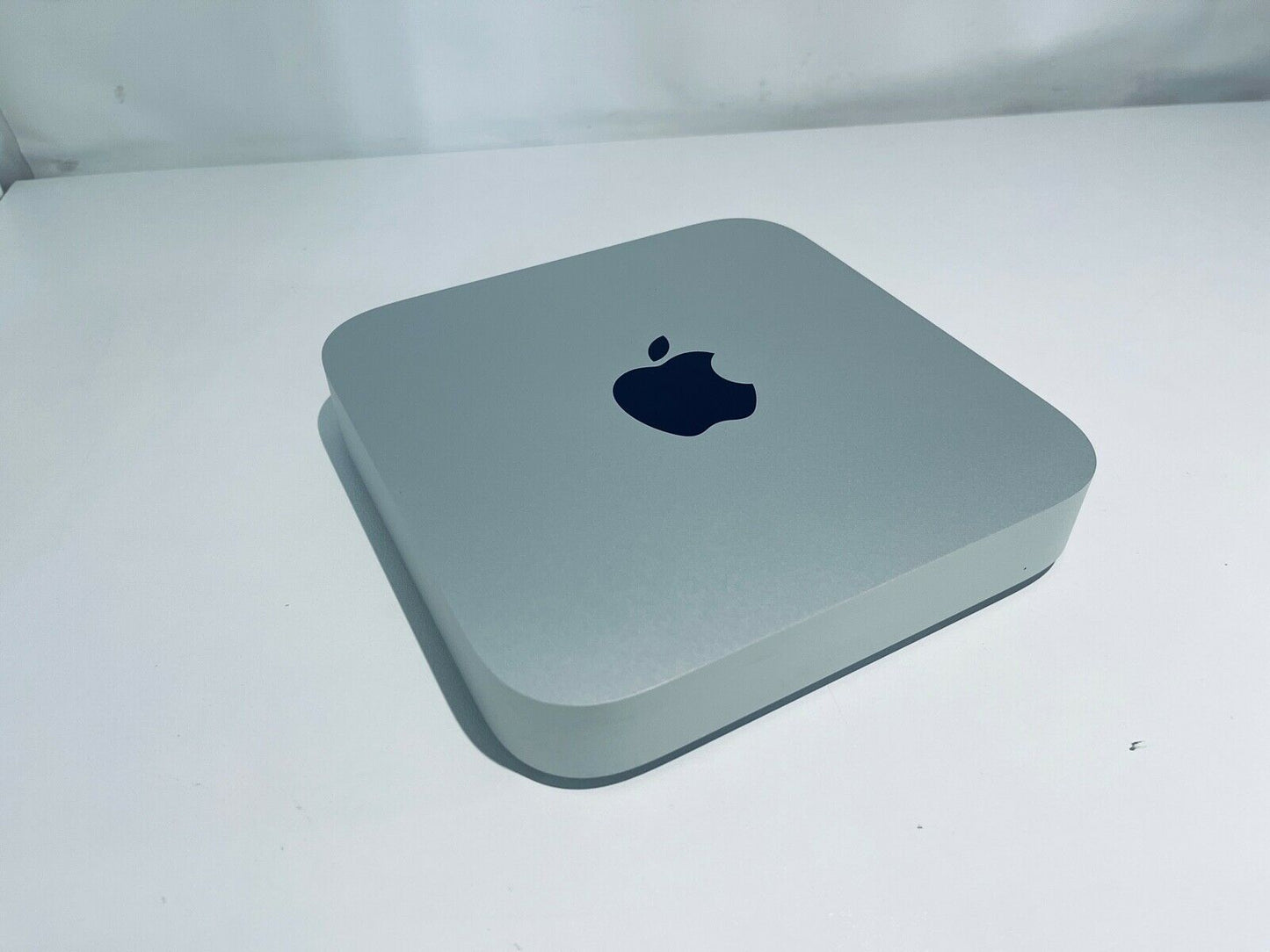 Apple Mac Mini 2020 M1 8-Core CPU 8-Core GPU 8GB RAM 512GB SSD