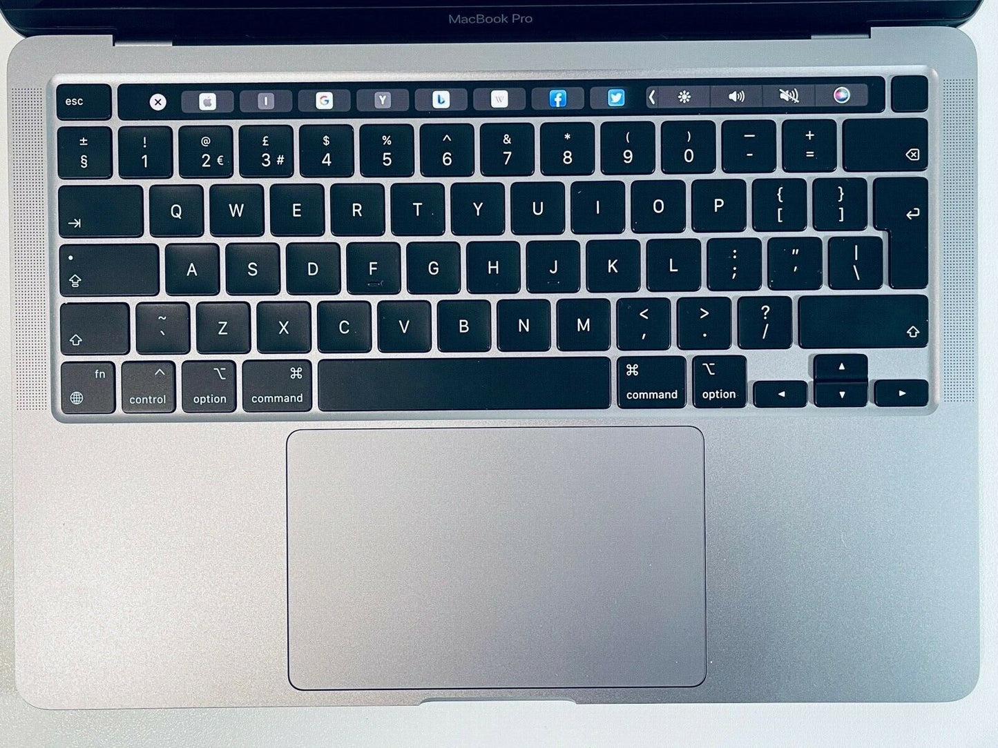 Apple MacBook Pro 13" Touch Bar ID M1 8-Core 8-GPU 16GB Ram 2TB SSD