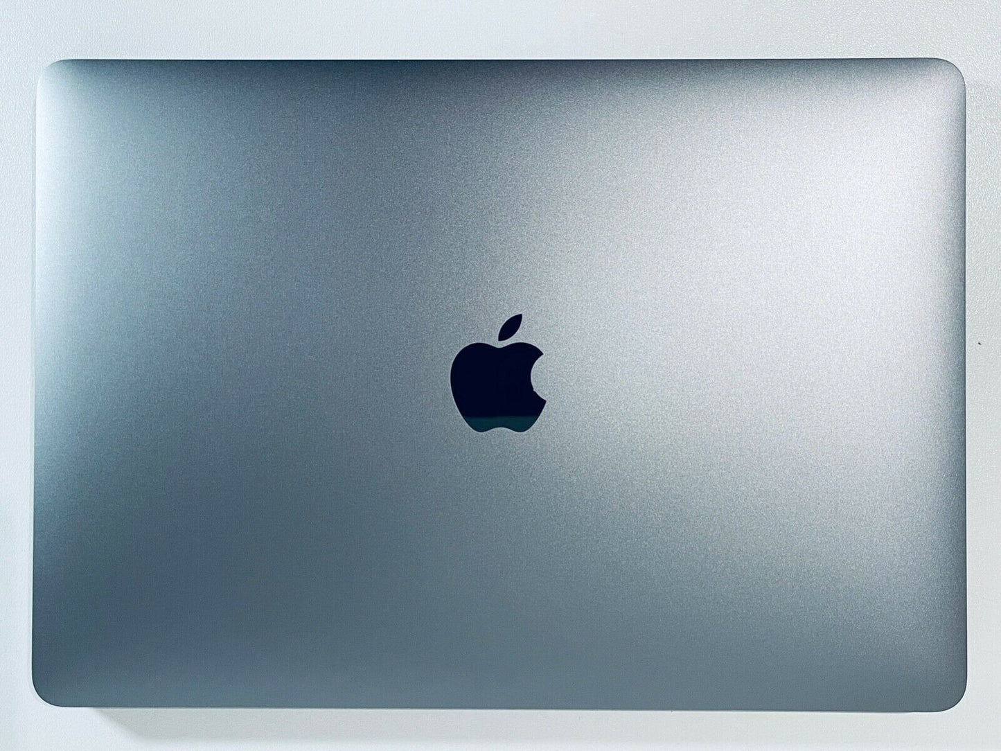 Apple MacBook Pro Retina 13" 2020 Touch Bar ID Quad Core i5 1.4Ghz 8GB 256GB SSD