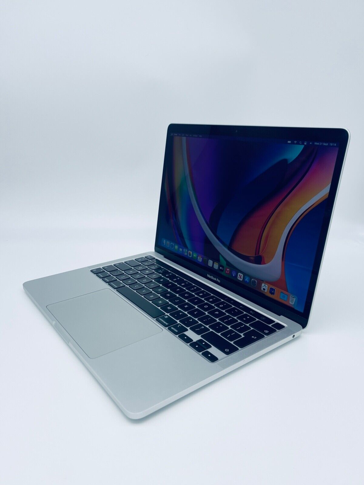 Apple MacBook Pro 13 Touch Bar ID M1 8-Core 8-GPU 16GB Ram 512GB SSD