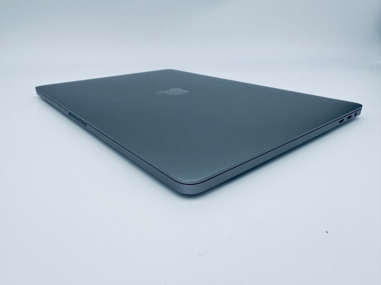 Apple MacBook Pro 13" 2017 Touch Bar ID Core i7 3.5Ghz 16GB 256GB SSD