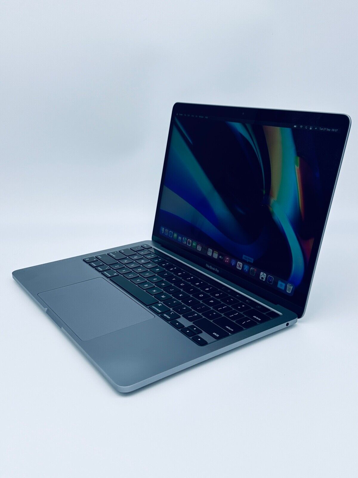 Apple MacBook Pro 13 Touch Bar ID M1 8-Core 8-GPU 16GB Ram 1TB SSD